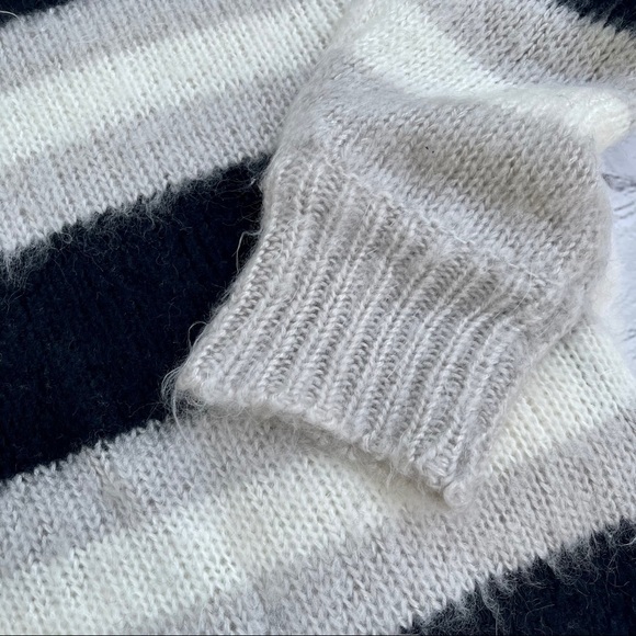 Easel Los Angeles Striped Bohemian Casual Sweater Size Large - Picture 15 of 16